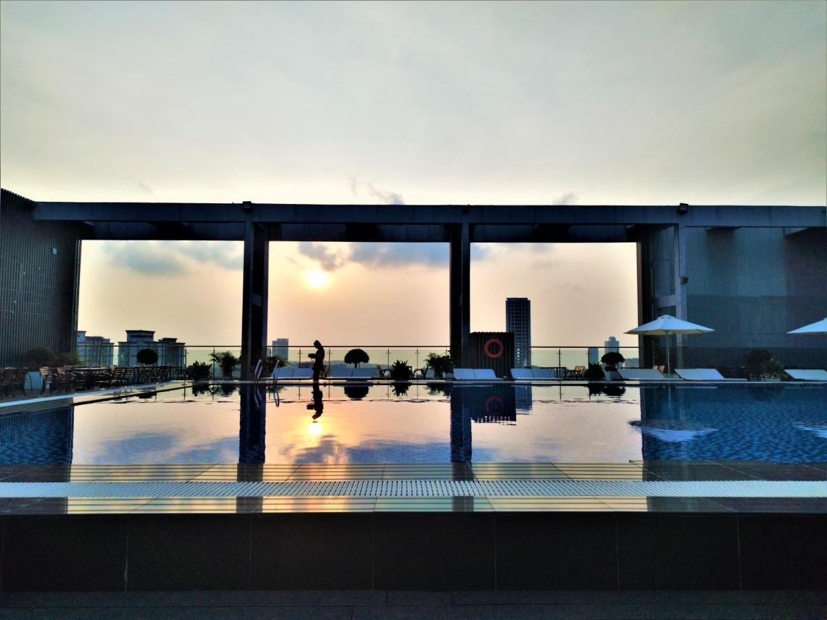 Legend Hotel And Resort Sihanoukville Bagian luar foto